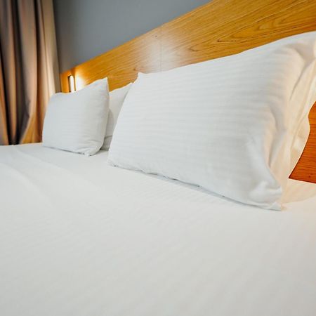 Hotel Agimi Saranda Kültér fotó