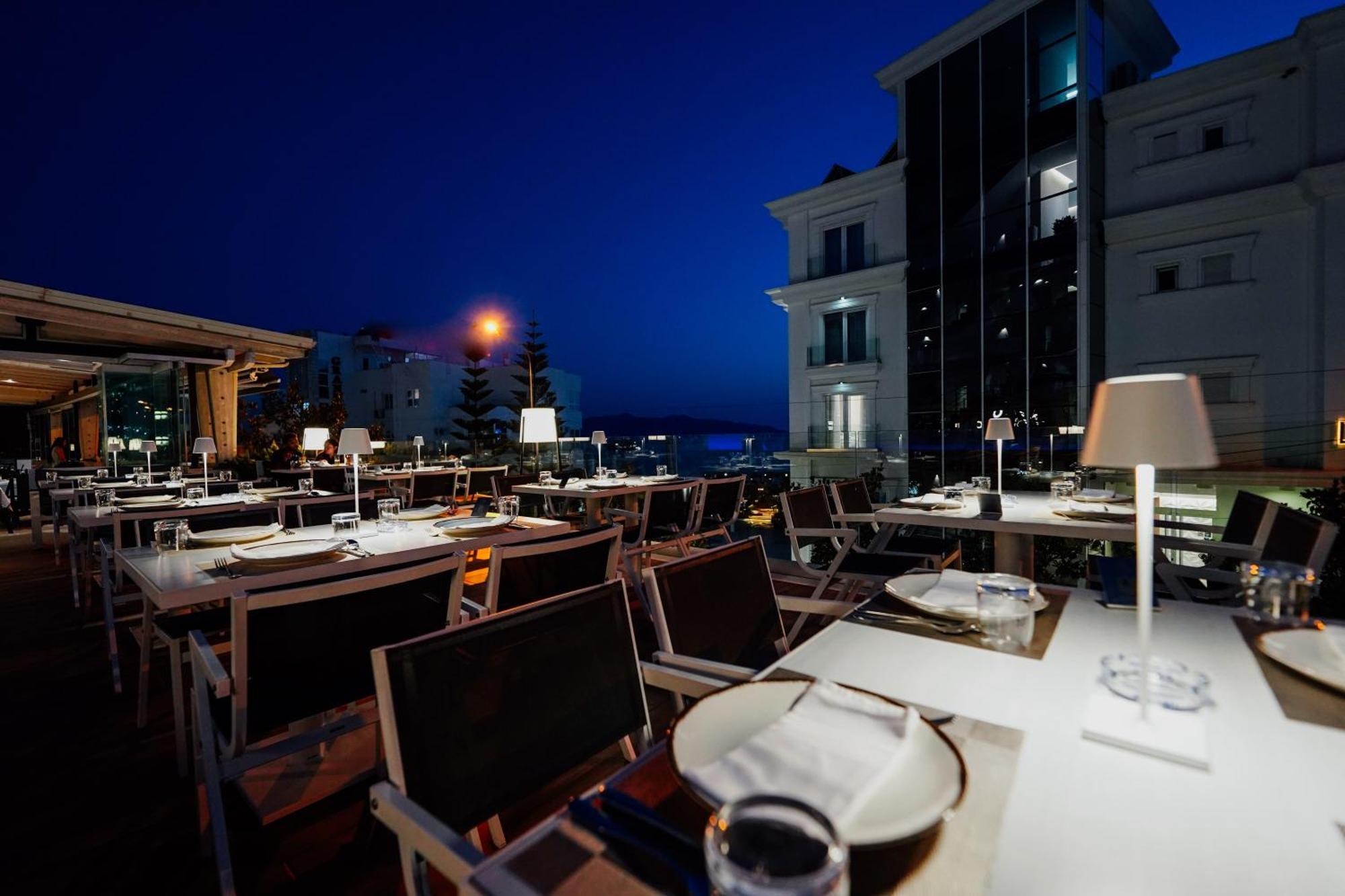 Hotel Agimi Saranda Kültér fotó
