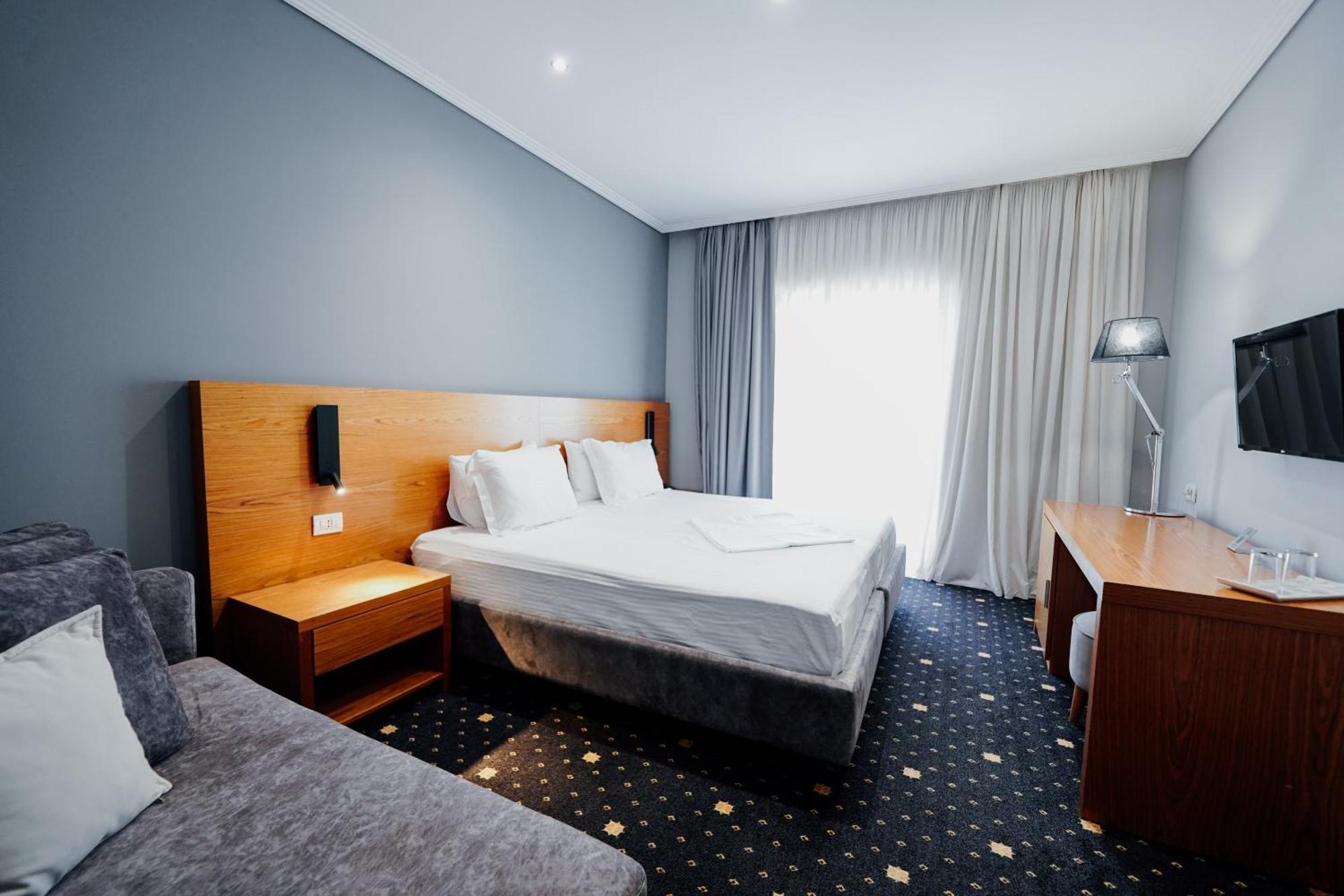 Hotel Agimi Saranda Kültér fotó
