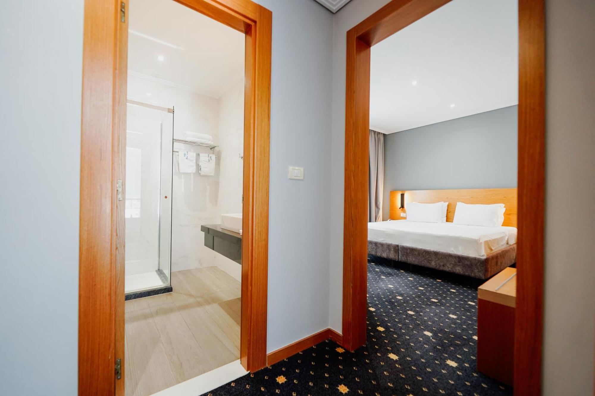 Hotel Agimi Saranda Kültér fotó