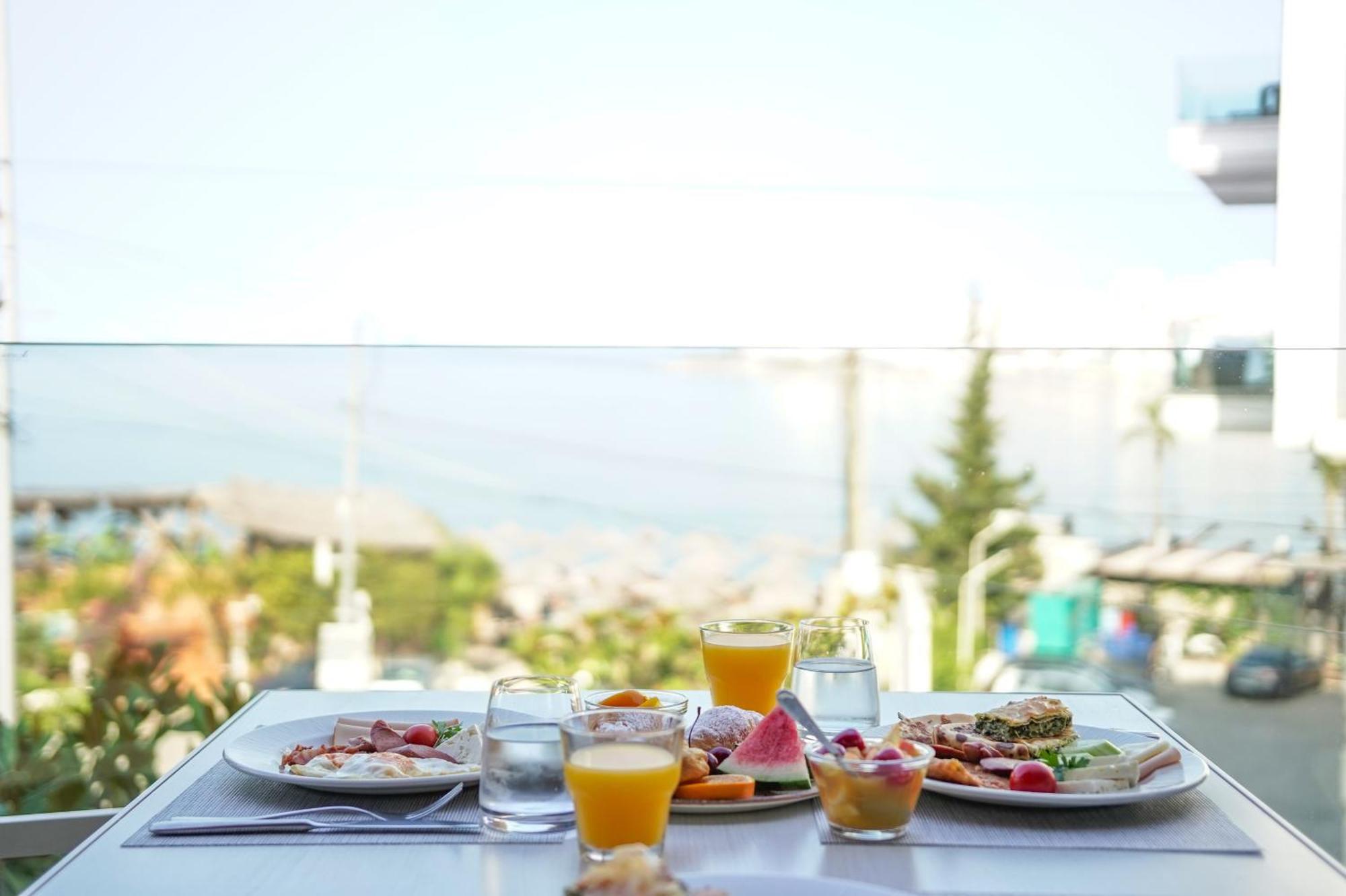 Hotel Agimi Saranda Kültér fotó