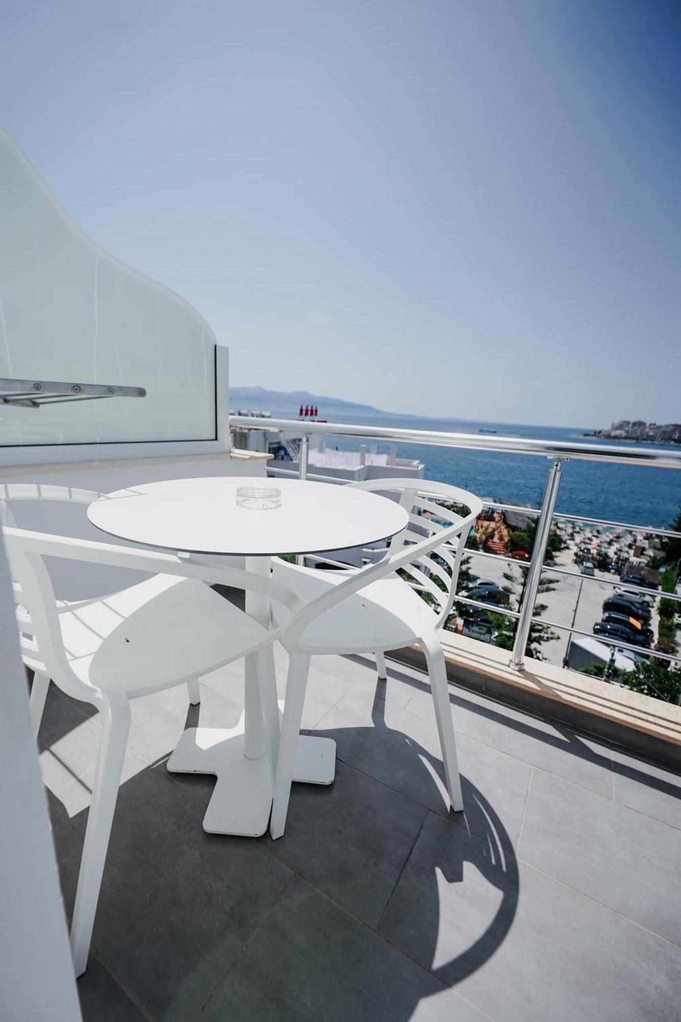 Hotel Agimi Saranda Kültér fotó