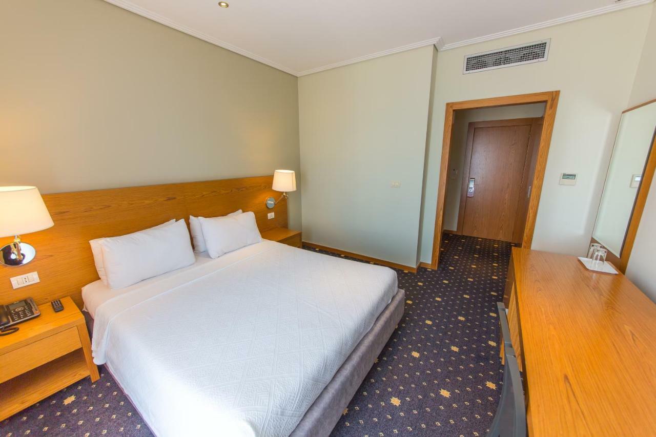 Hotel Agimi Saranda Kültér fotó